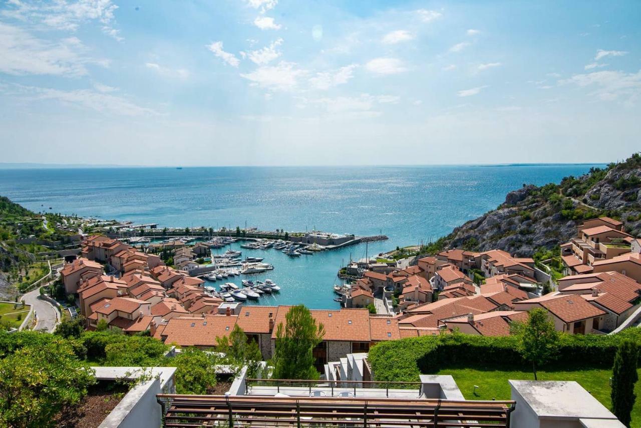 Portopiccolo Luxury Penthouse Apartment Sistiana Exterior photo