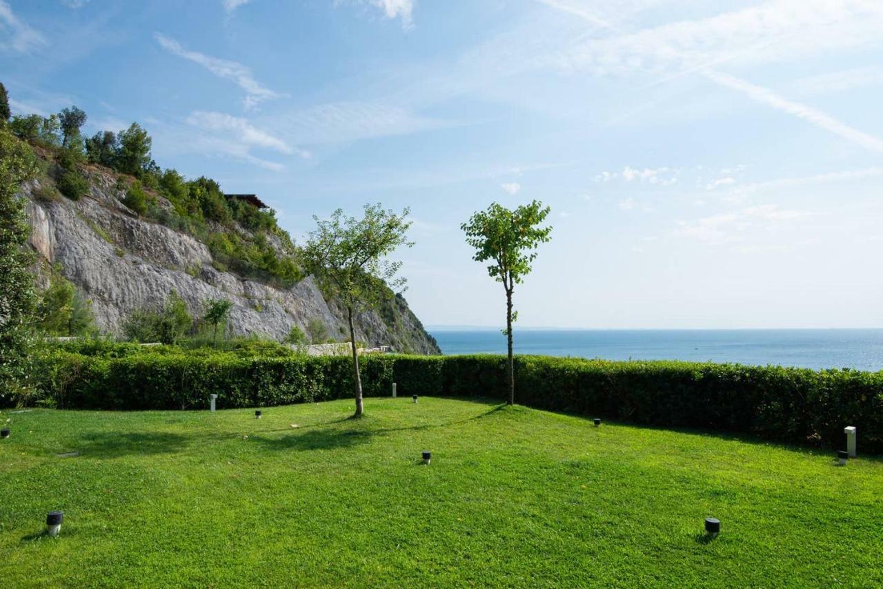 Portopiccolo Luxury Penthouse Apartment Sistiana Exterior photo