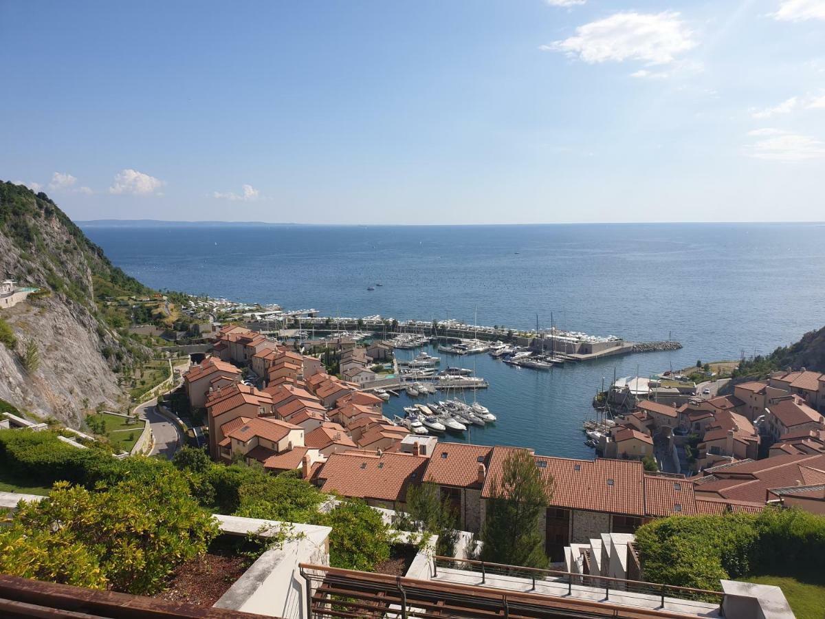 Portopiccolo Luxury Penthouse Apartment Sistiana Exterior photo